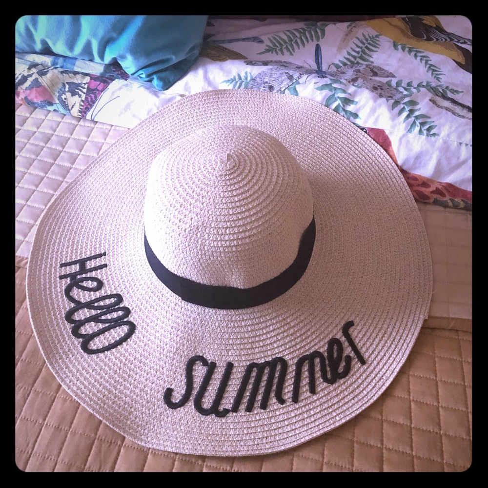 “Hello Summer” beach hat